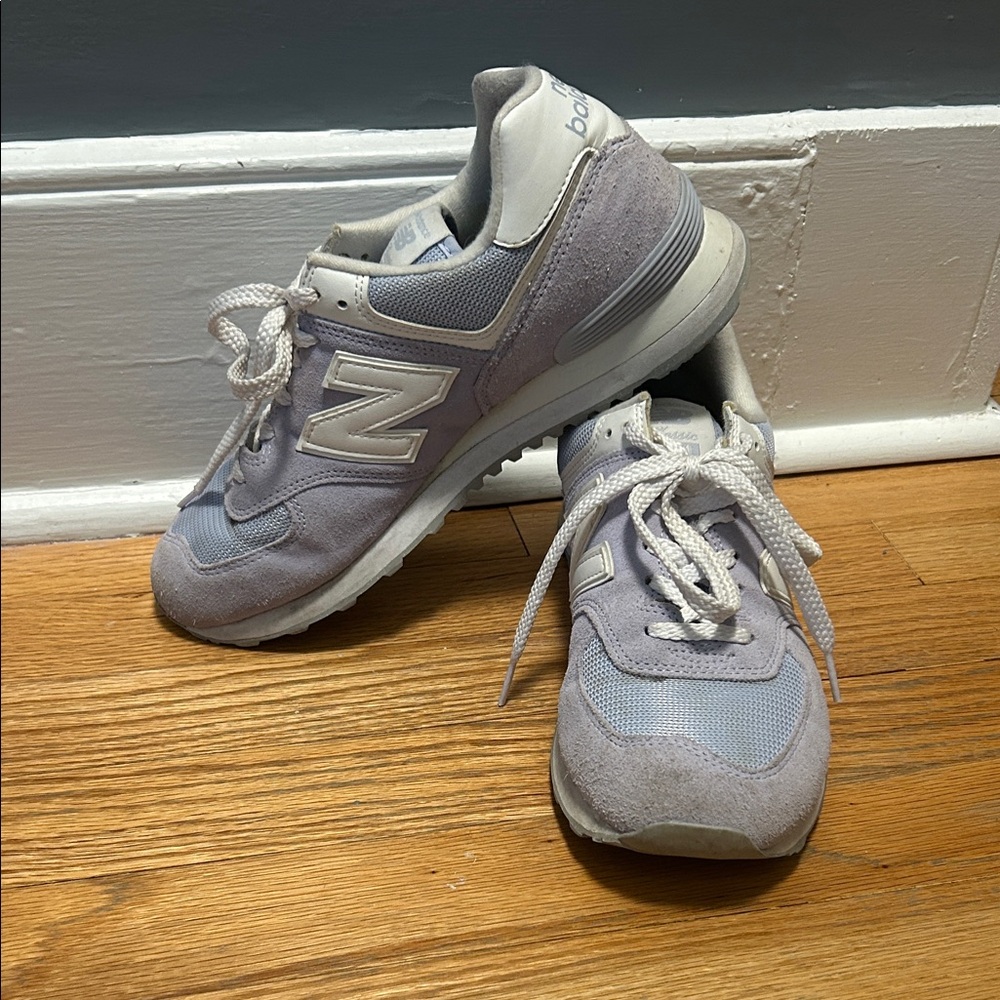 New Balance Light Grayish purple and White Sneakers 574 classic